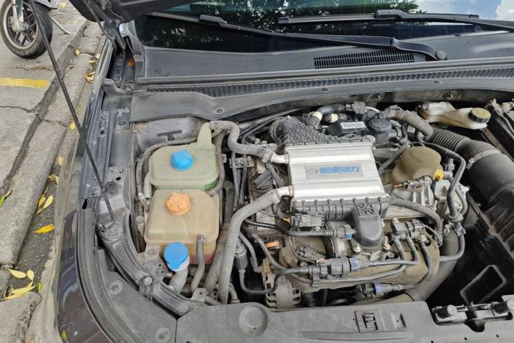 Used GAC Trumpchi EMPOW 2021 270T DCT J16 Version Engine Bay Right