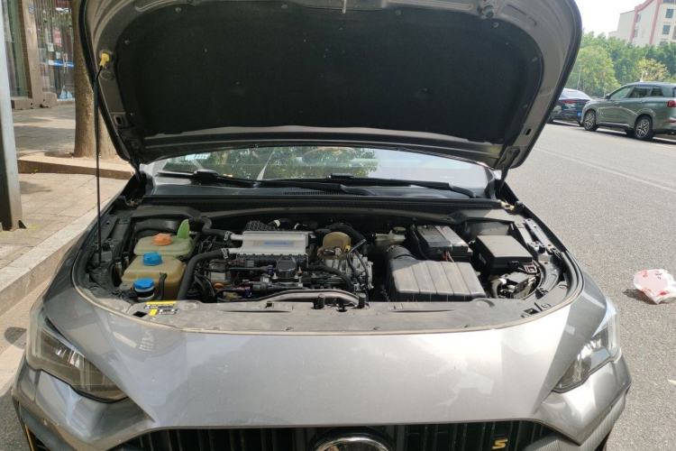 Used GAC Trumpchi EMPOW 2021 270T DCT J15 Version Engine Bay