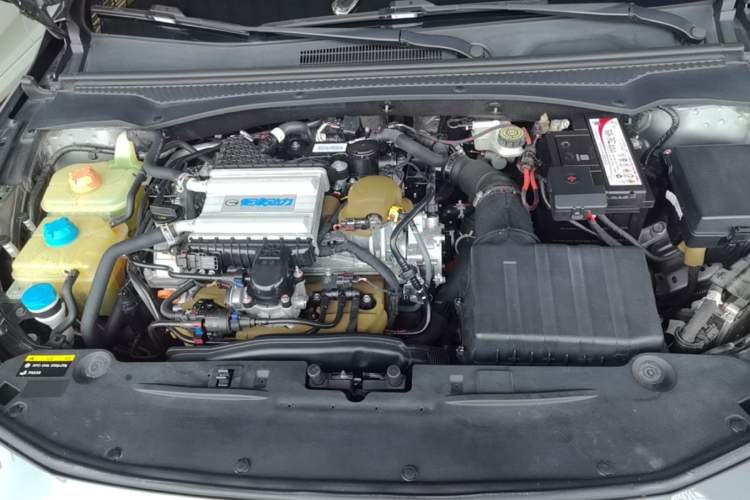 Used GAC Trumpchi EMPOW 2021 270T DCT J15 Version Engine Bay