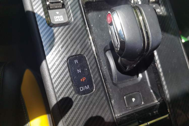 Used GAC Trumpchi EMPOW 2021 270T DCT J16 Version Gear Lever