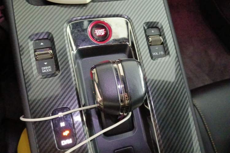 Used GAC Trumpchi EMPOW 2021 270T DCT J15 Version Gear Lever