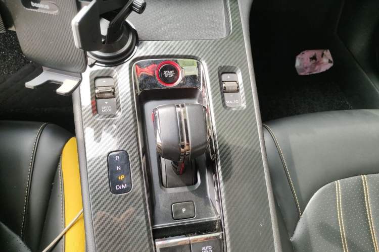 Used GAC Trumpchi EMPOW 2021 270T DCT J15 Version Gear Lever