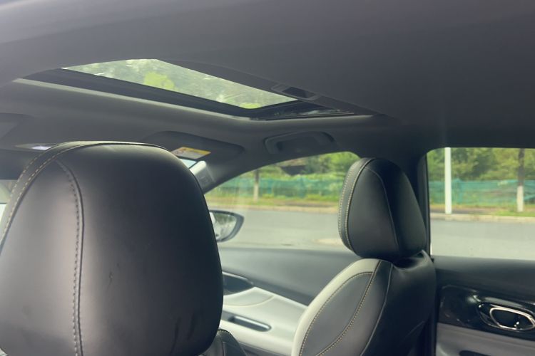 Used GAC Trumpchi EMPOW 2021 270T DCT J15 Version Interior 6