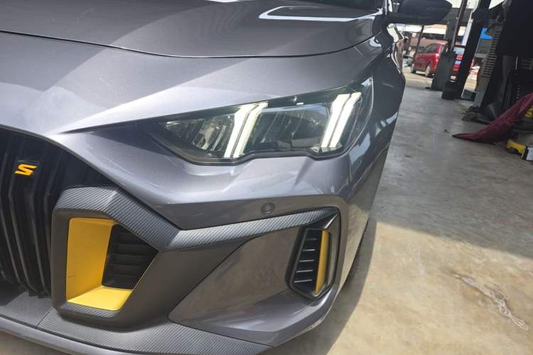 Used GAC Trumpchi EMPOW 2021 270T DCT J15 Version Left Front Headlight