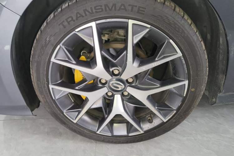 Used GAC Trumpchi EMPOW 2021 270T DCT J15 Version Left Front Wheel Hub