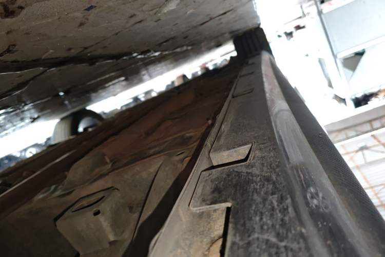 Used GAC Trumpchi EMPOW 2021 270T DCT J15 Version Left Side Sill