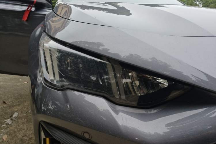 Used GAC Trumpchi EMPOW 2021 270T DCT J15 Version Right Front Headlight