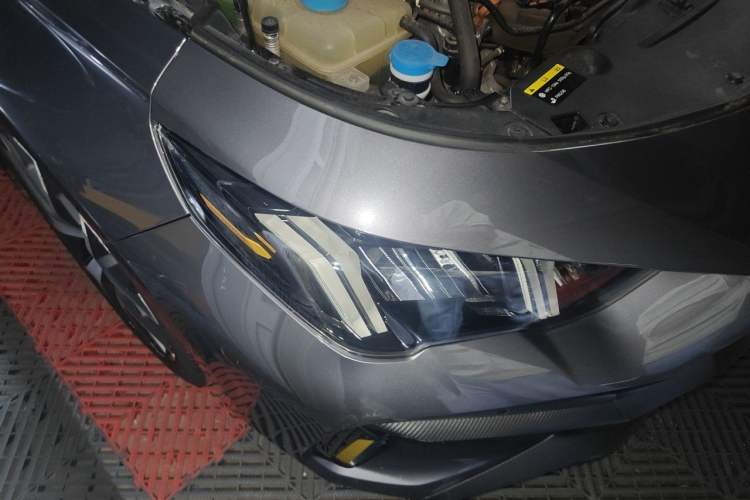 Used GAC Trumpchi EMPOW 2021 270T DCT J16 Version Right Front Headlight