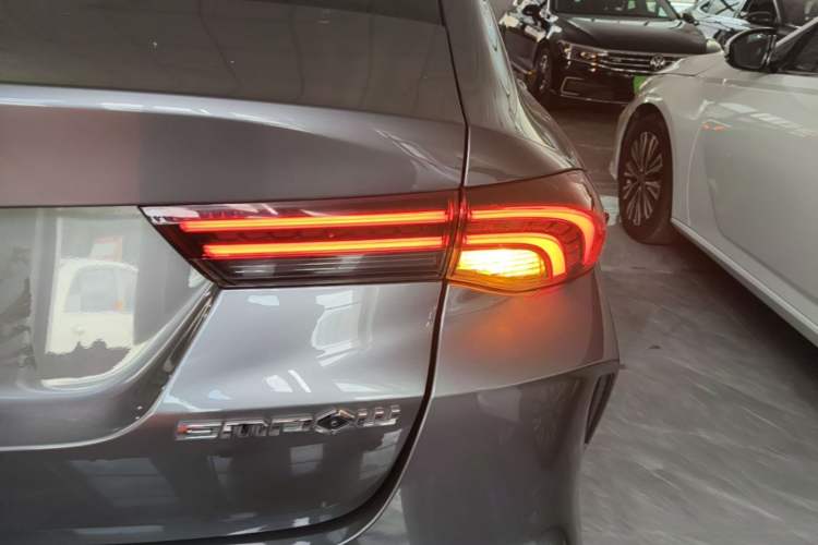 Used GAC Trumpchi EMPOW 2021 270T DCT J15 Version Right Rear Taillight