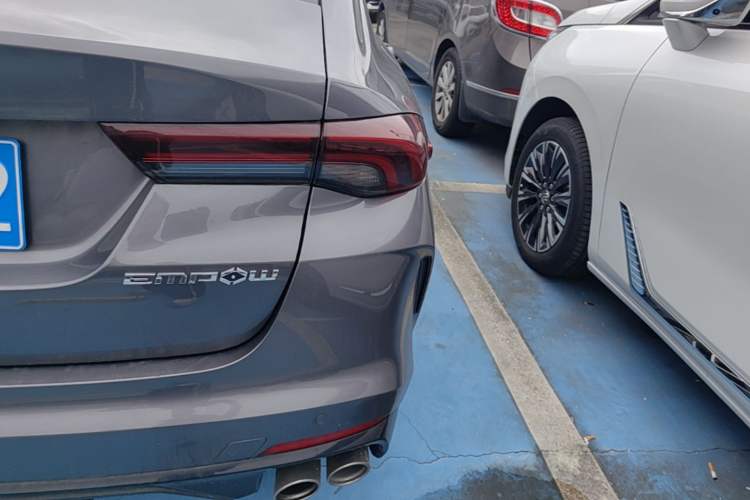 Used GAC Trumpchi EMPOW 2021 270T DCT J16 Version Right Rear Taillight