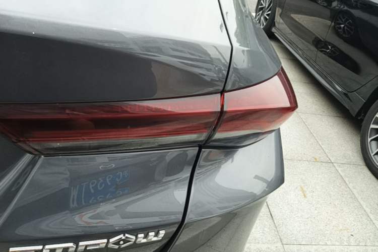 Used GAC Trumpchi EMPOW 2021 270T DCT J16 Version Right Rear Taillight