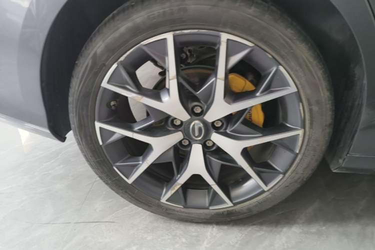Used GAC Trumpchi EMPOW 2021 270T DCT J15 Version Right Rear Wheel Hub