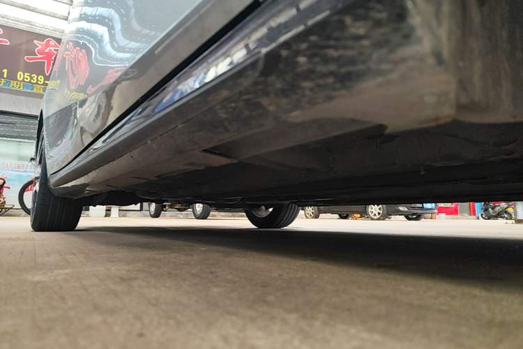 Used GAC Trumpchi EMPOW 2021 270T DCT J16 Version Right Side Sill