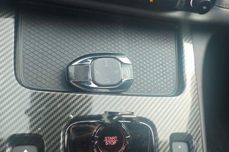 Used GAC Trumpchi EMPOW 2021 270T DCT J16 Version Vehicle Key