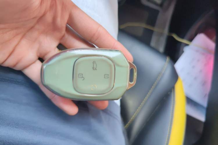 Used GAC Trumpchi EMPOW 2021 270T DCT J16 Version Vehicle Key