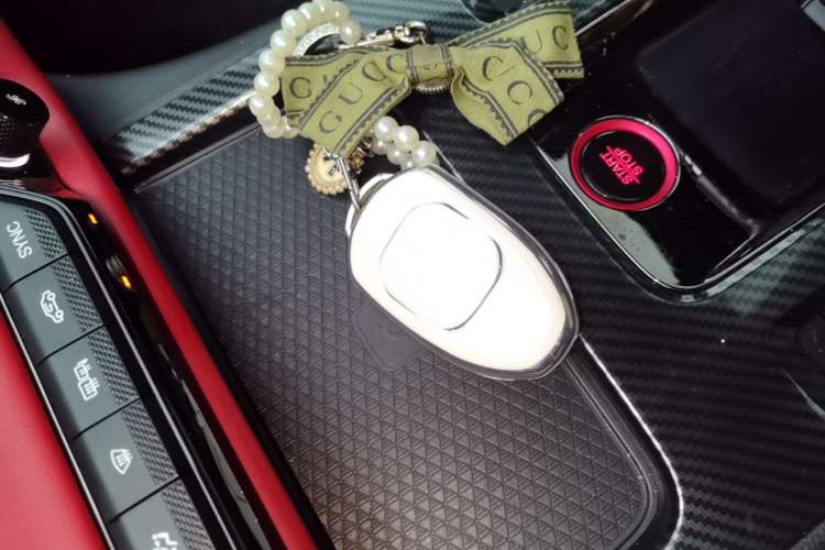 Used GAC Trumpchi EMPOW 2021 270T DCT J16 Version Vehicle Key