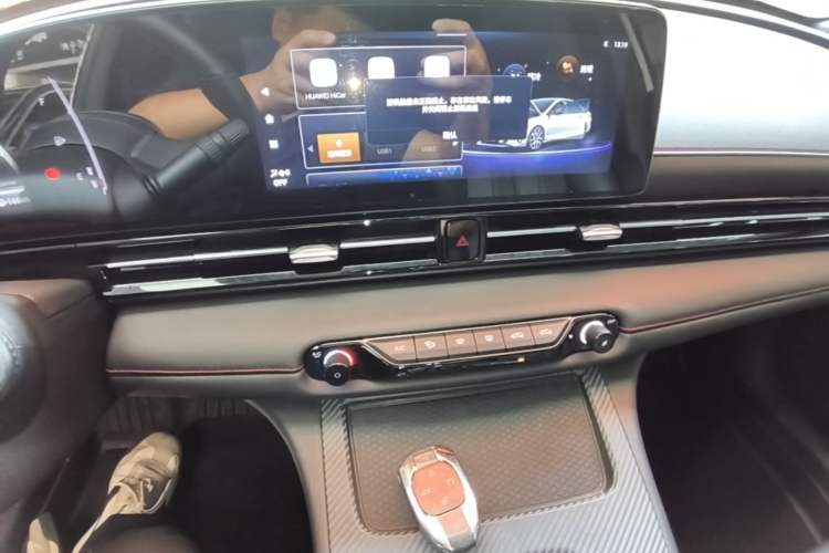 Used GAC Trumpchi EMPOW 2021 270T DCT J11 Version Audio And AC Panel
