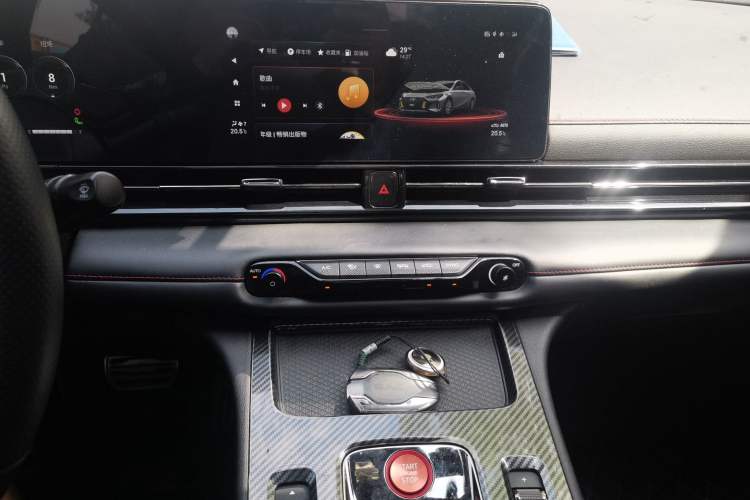 Used GAC Trumpchi EMPOW 2021 270T DCT J16 Version Audio And AC Panel