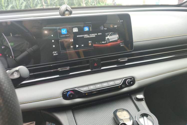 Used GAC Trumpchi EMPOW 2021 270T DCT J15 Version Audio And AC Panel