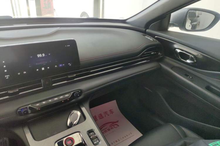 Used GAC Trumpchi EMPOW 2021 270T DCT J15 Version Audio And AC Panel