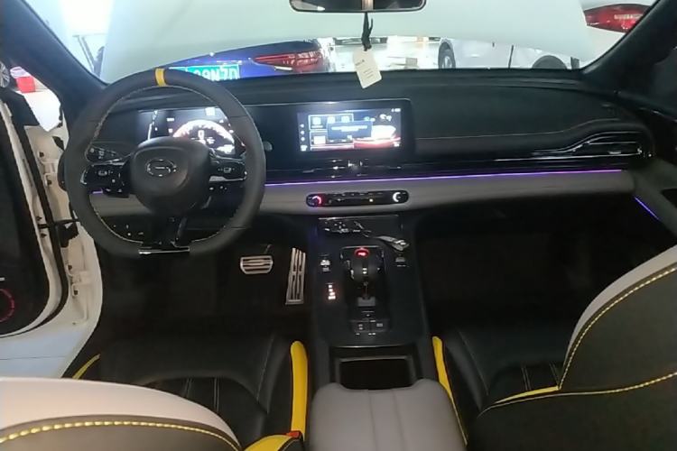Used GAC Trumpchi EMPOW 2021 270T DCT J15 Version Center Console