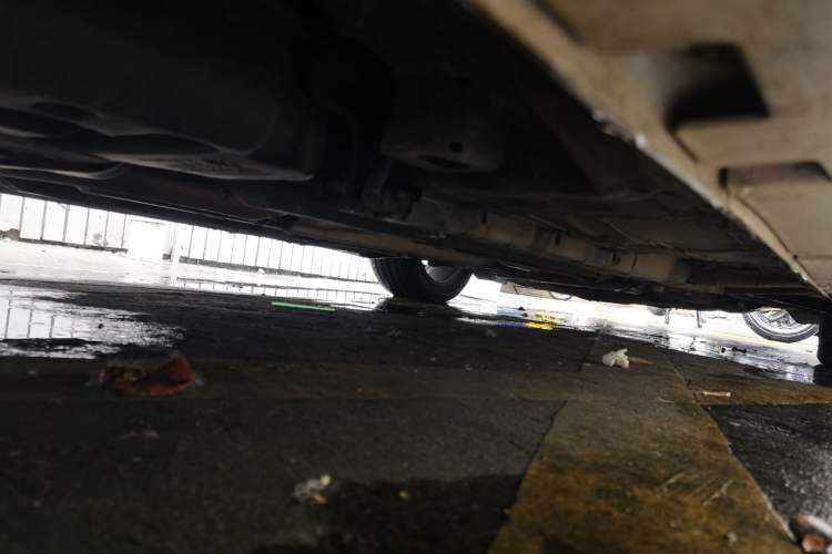Used GAC Trumpchi EMPOW 2021 270T DCT J15 Version Chassis Rear Right