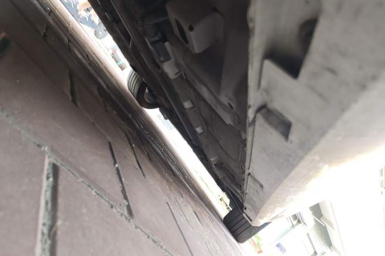 Used GAC Trumpchi EMPOW 2021 270T DCT J11 Version Chassis Rear Right