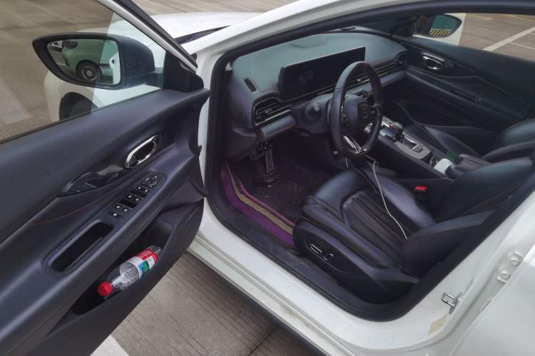 Used GAC Trumpchi EMPOW 2021 270T DCT J15 Version Driver Seat