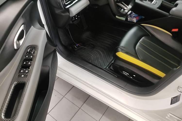 Used GAC Trumpchi EMPOW 2021 270T DCT J11 Version Driver Seat