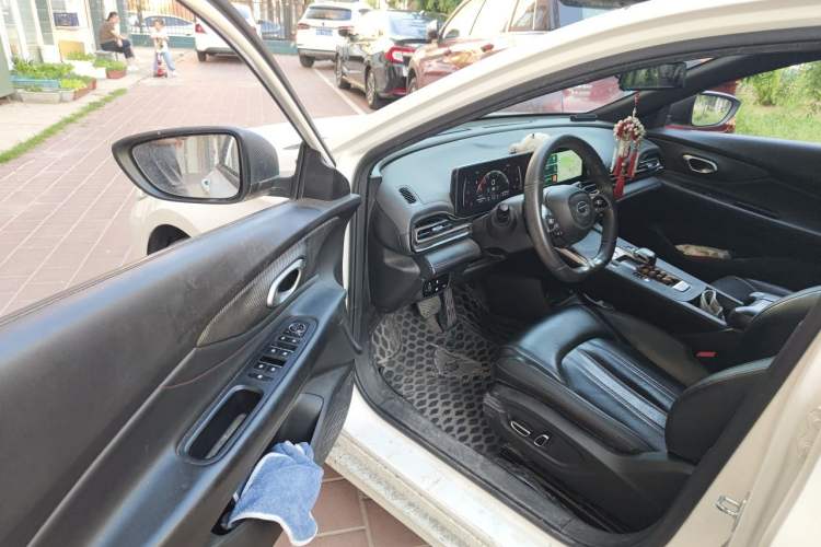 Used GAC Trumpchi EMPOW 2021 270T DCT J11 Version Driver Seat