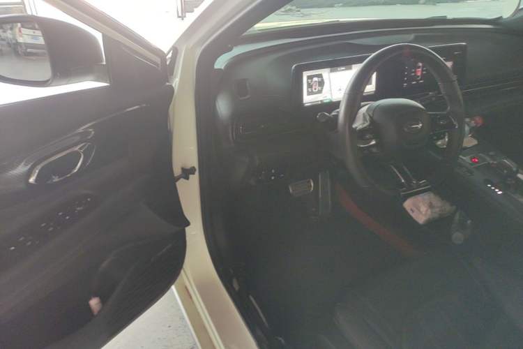 Used GAC Trumpchi EMPOW 2021 270T DCT J16 Version Driver Seat