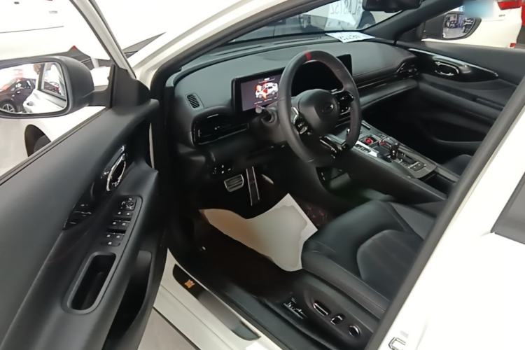 Used GAC Trumpchi EMPOW 2021 270T DCT J16 Version Driver Seat