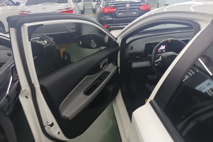 Used GAC Trumpchi EMPOW 2021 270T DCT J15 Version Driver Seat