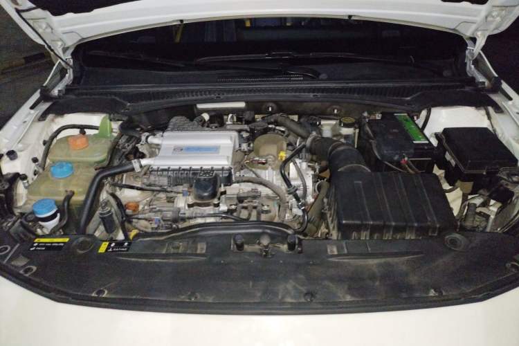 Used GAC Trumpchi EMPOW 2021 270T DCT J15 Version Engine Bay