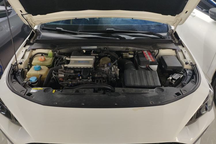 Used GAC Trumpchi EMPOW 2021 270T DCT J11 Version Engine Bay