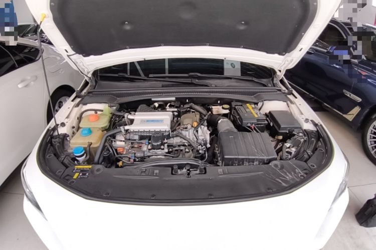 Used GAC Trumpchi EMPOW 2021 270T DCT J11 Version Engine Bay