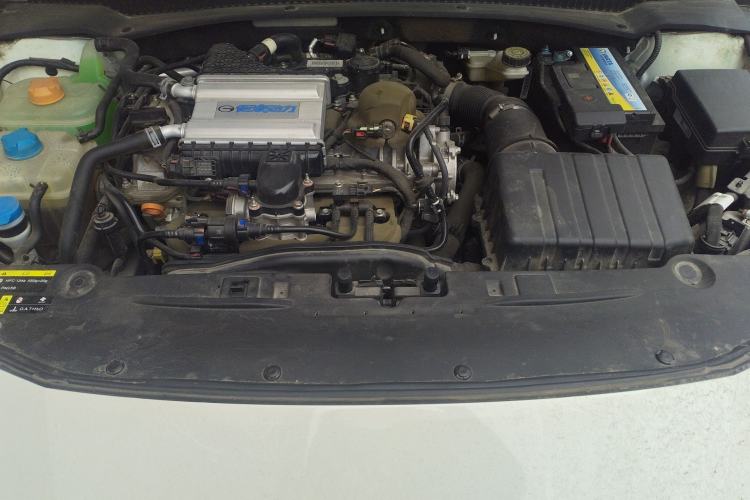 Used GAC Trumpchi EMPOW 2021 270T DCT J16 Version Engine Bay