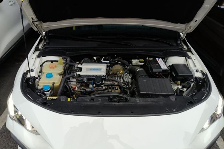 Used GAC Trumpchi EMPOW 2021 270T DCT J15 Version Engine Bay