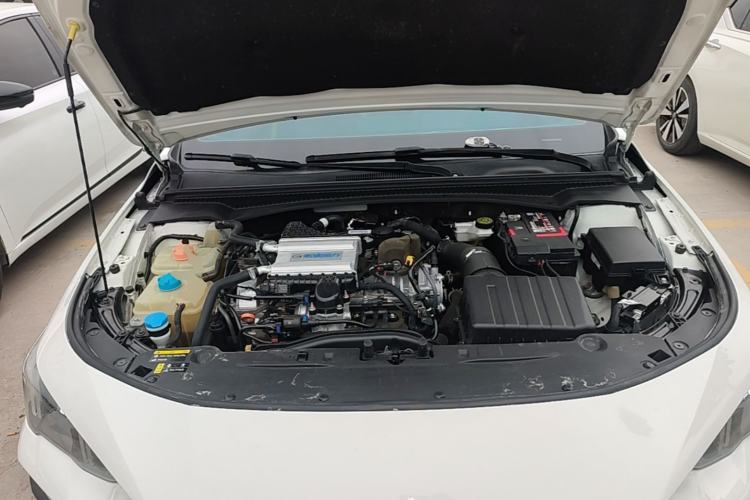 Used GAC Trumpchi EMPOW 2021 270T DCT J16 Version Engine Bay