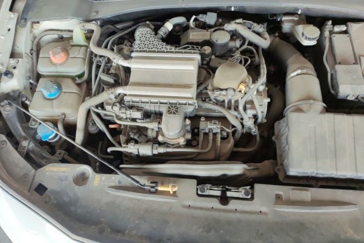 Used GAC Trumpchi EMPOW 2021 270T DCT J16 Version Engine Bay