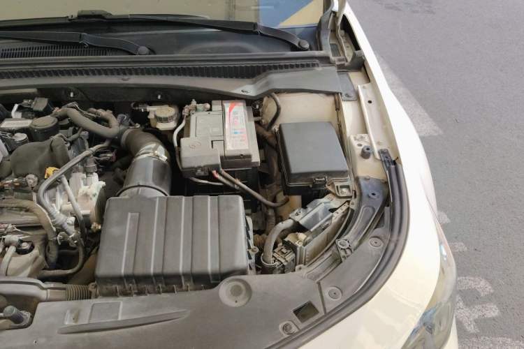 Used GAC Trumpchi EMPOW 2021 270T DCT J15 Version Engine Bay Left