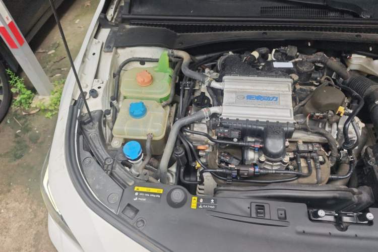 Used GAC Trumpchi EMPOW 2021 270T DCT J16 Version Engine Bay Right