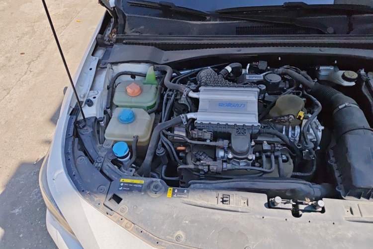 Used GAC Trumpchi EMPOW 2021 270T DCT J11 Version Engine Bay Right
