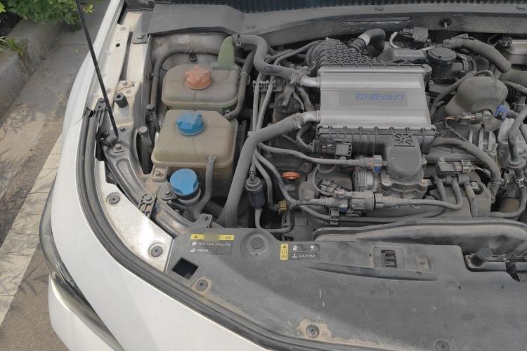 Used GAC Trumpchi EMPOW 2021 270T DCT J15 Version Engine Bay Right