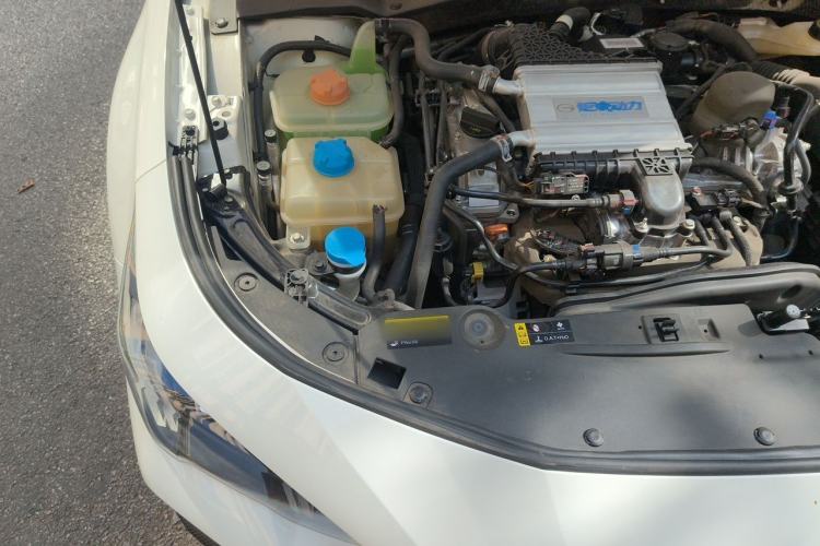 Used GAC Trumpchi EMPOW 2021 270T DCT J15 Version Engine Bay Right