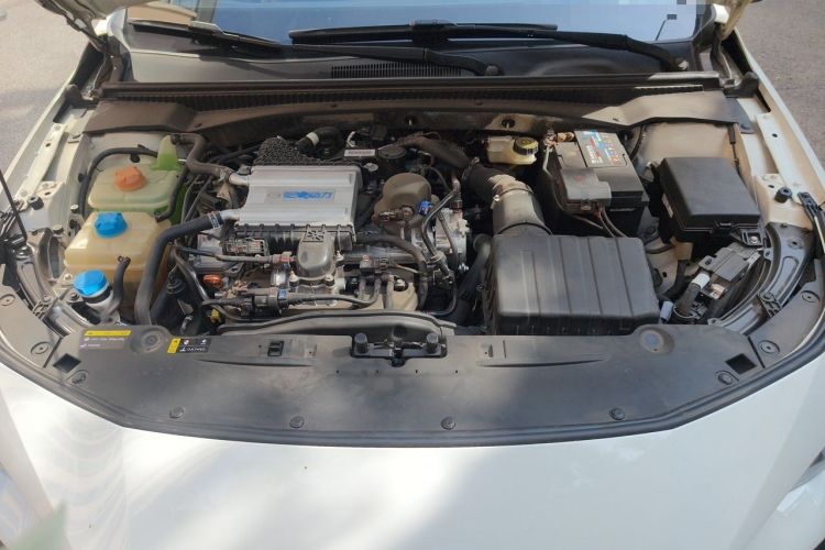 Used GAC Trumpchi EMPOW 2021 270T DCT J15 Version Engine Bay