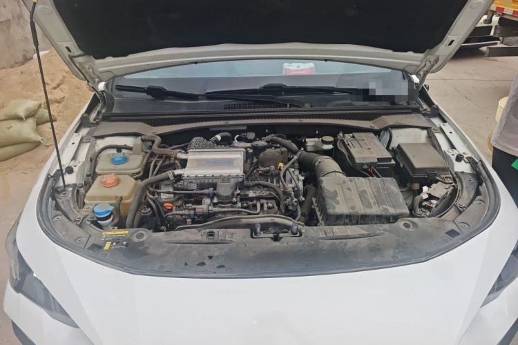 Used GAC Trumpchi EMPOW 2021 270T DCT J16 Version Engine Bay