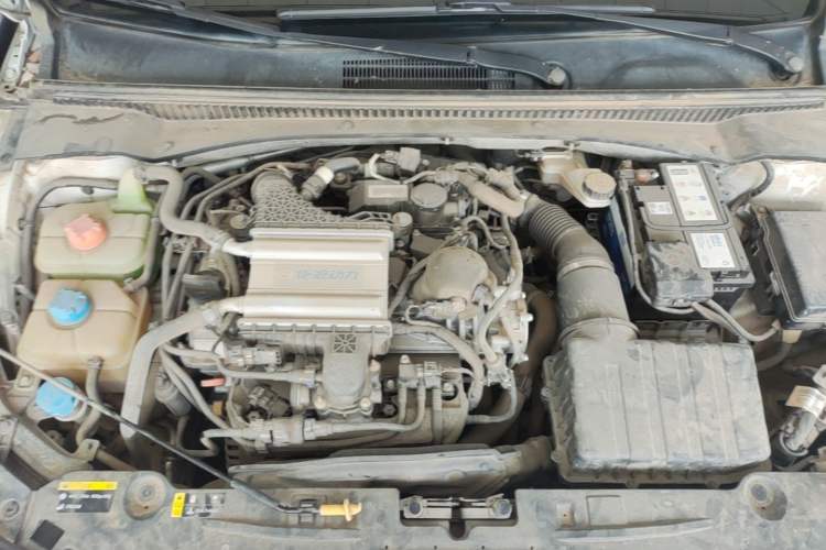 Used GAC Trumpchi EMPOW 2021 270T DCT J15 Version Engine Bay