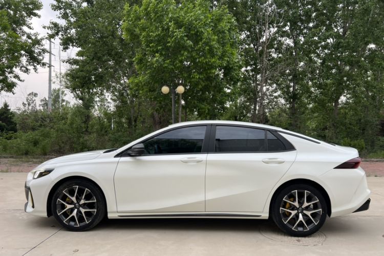 Used GAC Trumpchi EMPOW 2021 270T DCT J16 Version Exterior 2