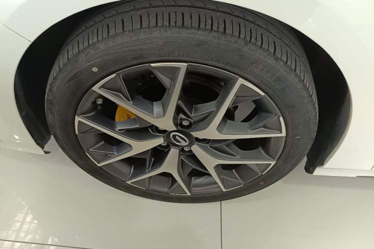 Used GAC Trumpchi EMPOW 2021 270T DCT J15 Version Exterior 4